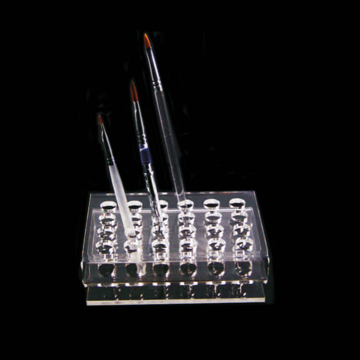 Plexi brush holder